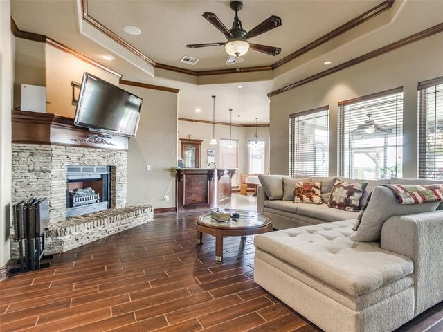 1113 Kelsi Drive, Moore, OK 73160
