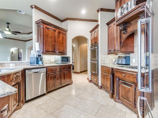 1113 Kelsi Drive, Moore, OK 73160