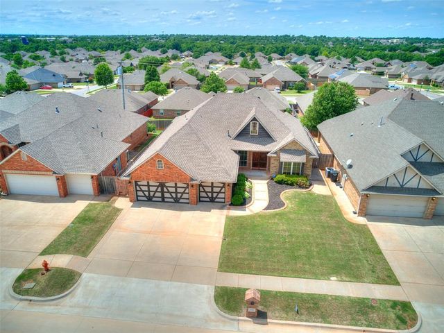 1113 Kelsi Drive, Moore, OK 73160
