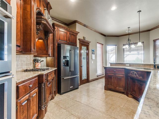 1113 Kelsi Drive, Moore, OK 73160