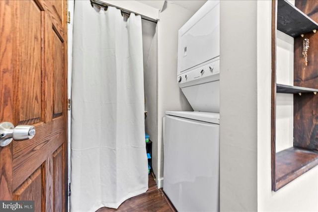 819 SOUTH AVE, Secane, PA 19018