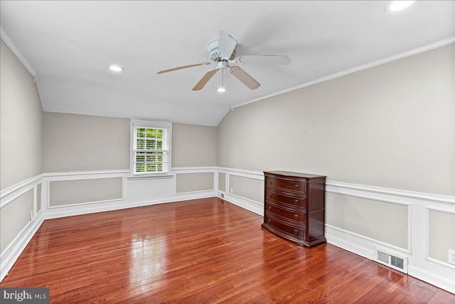 819 SOUTH AVE, Secane, PA 19018