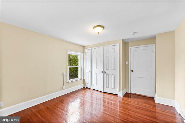 819 SOUTH AVE, Secane, PA 19018