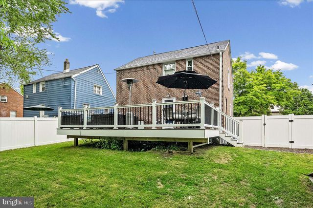 819 SOUTH AVE, Secane, PA 19018
