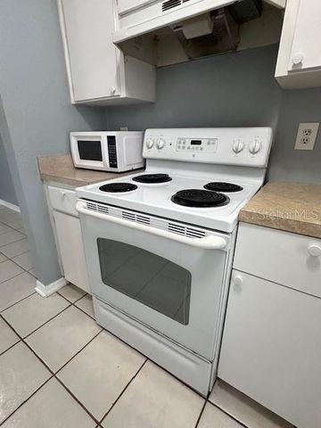 8425 CAMDEN STREET C, Tampa, FL 33614