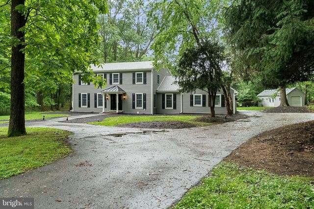 1105 TINKERHILL LN, Malvern, PA 19355