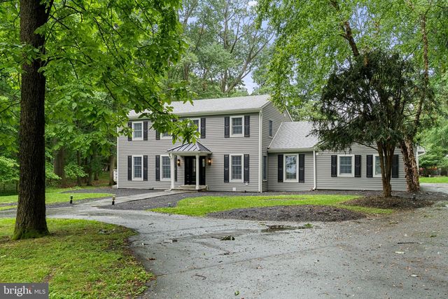 1105 TINKERHILL LN, Malvern, PA 19355