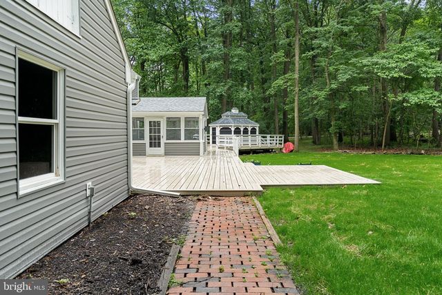 1105 TINKERHILL LN, Malvern, PA 19355