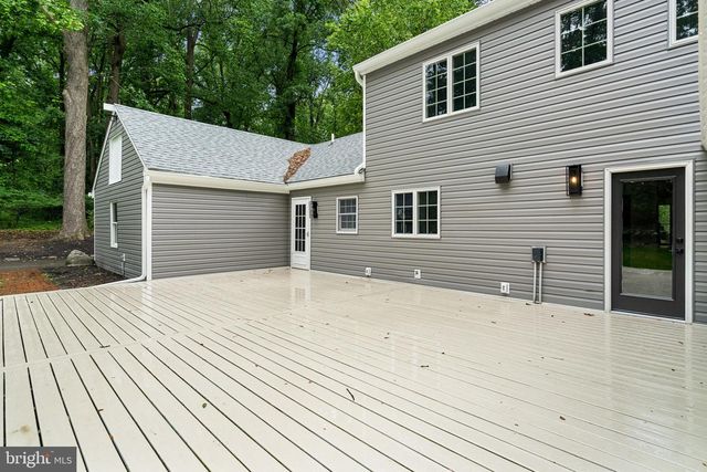 1105 TINKERHILL LN, Malvern, PA 19355