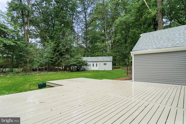 1105 TINKERHILL LN, Malvern, PA 19355