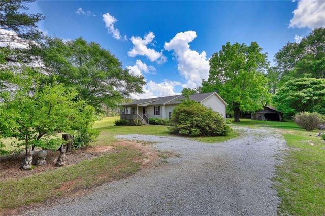 2643 Macedonia Road, Franklin, GA 30217