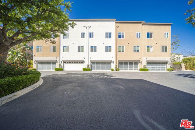 1520 W Artesia Square D, Gardena, CA 90248