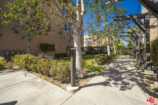 1520 W Artesia Square D, Gardena, CA 90248