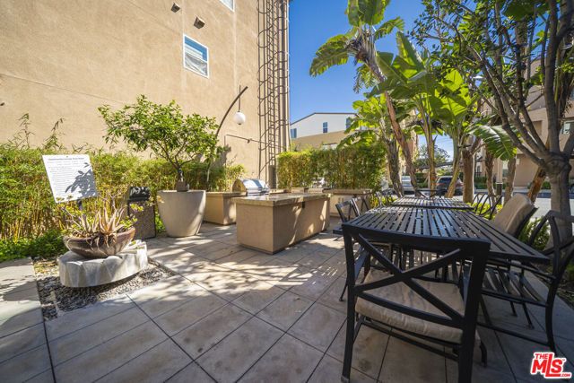 1520 W Artesia Square D, Gardena, CA 90248