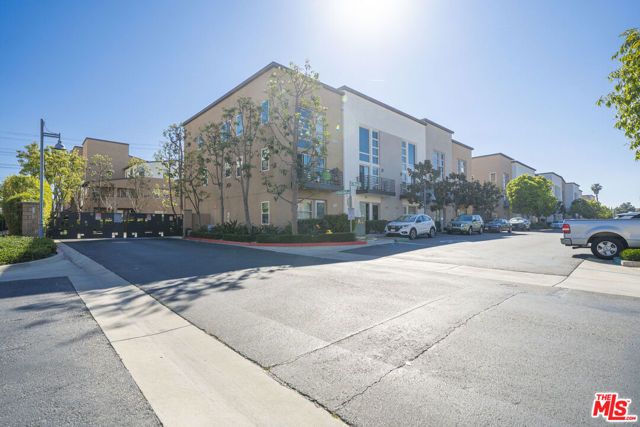 1520 W Artesia Square D, Gardena, CA 90248