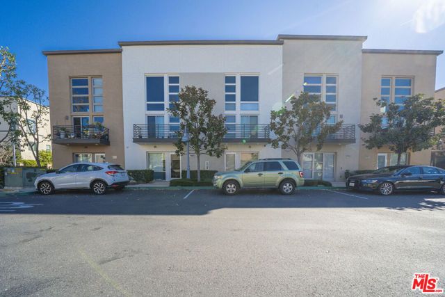 1520 W Artesia Square D, Gardena, CA 90248