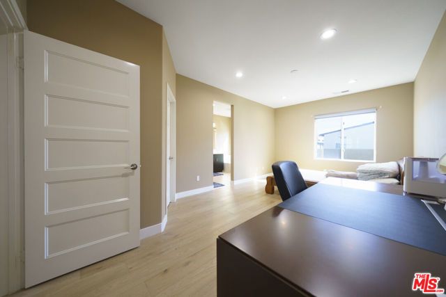 1520 W Artesia Square D, Gardena, CA 90248