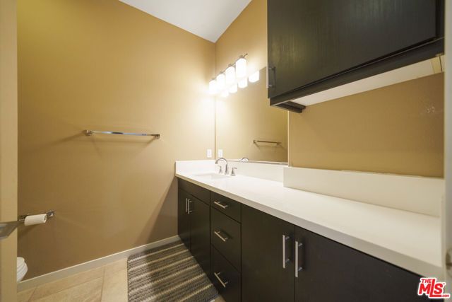 1520 W Artesia Square D, Gardena, CA 90248