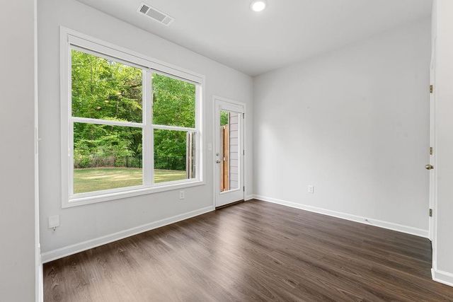 485 Collins Industrial Way, Lawrenceville, GA 30043