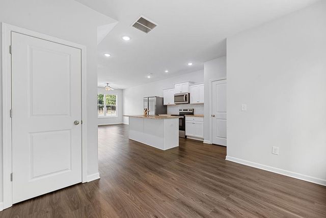 485 Collins Industrial Way, Lawrenceville, GA 30043