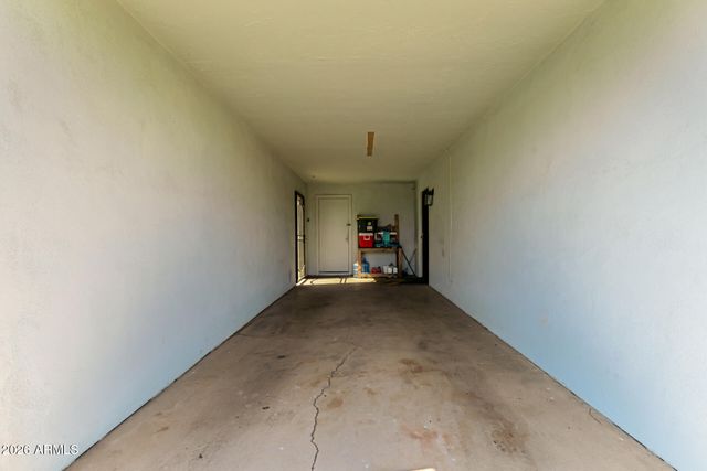 6952 W WOLF Street, Phoenix, AZ 85033