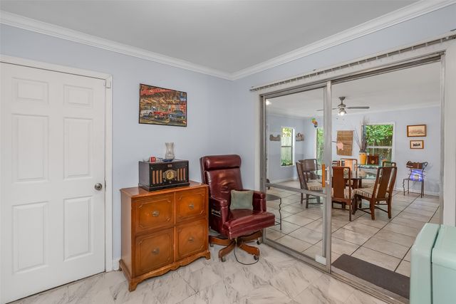 4007 Esplanade Avenue, Shreveport, LA 71109