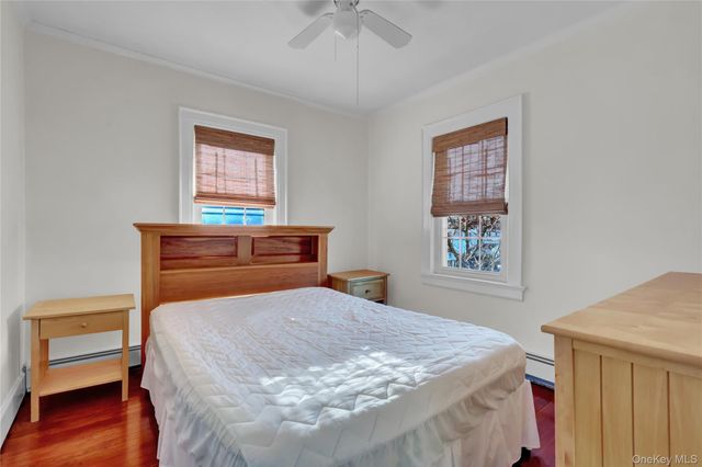 31 Hiawatha Drive, Brightwaters, NY 11718