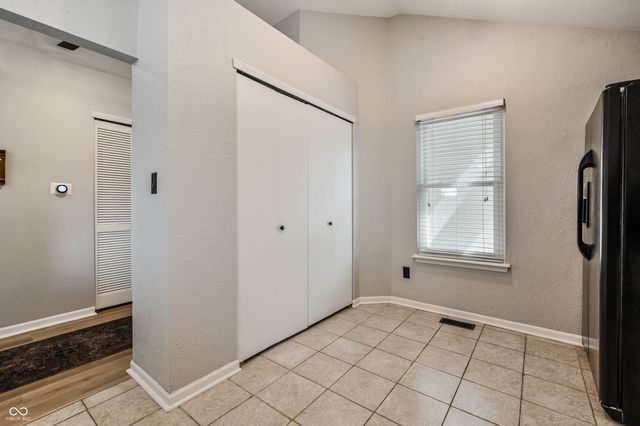 9516 Aberdare Drive, Indianapolis, IN 46250