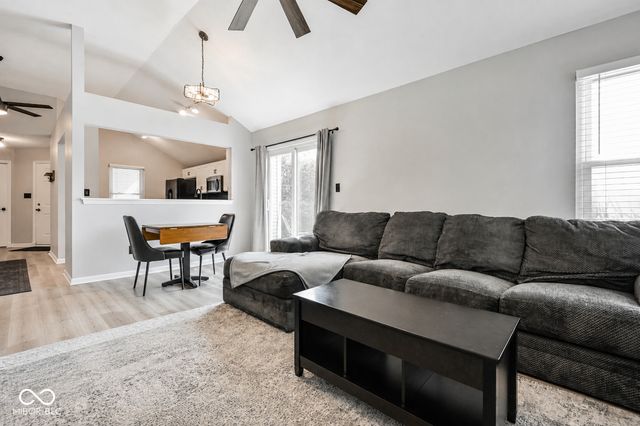 9516 Aberdare Drive, Indianapolis, IN 46250