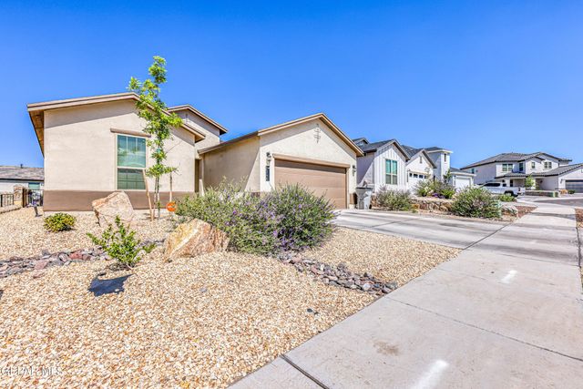 2245 Small Mountain Place, El Paso, TX 79911