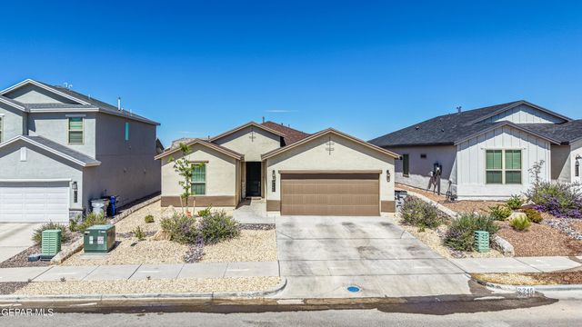 2245 Small Mountain Place, El Paso, TX 79911