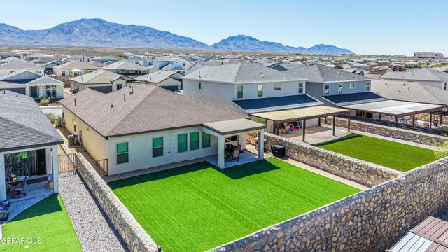 2245 Small Mountain Place, El Paso, TX 79911