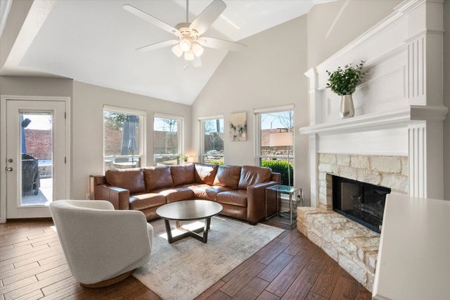 132 Arbor Glen Drive, Euless, TX 76039