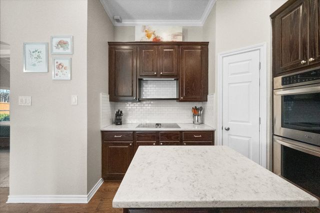 132 Arbor Glen Drive, Euless, TX 76039