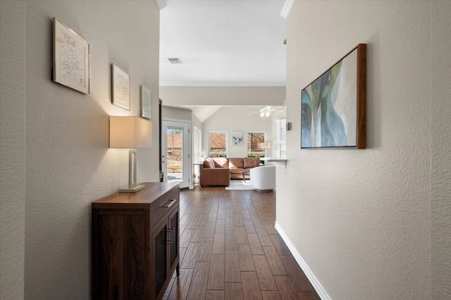 132 Arbor Glen Drive, Euless, TX 76039