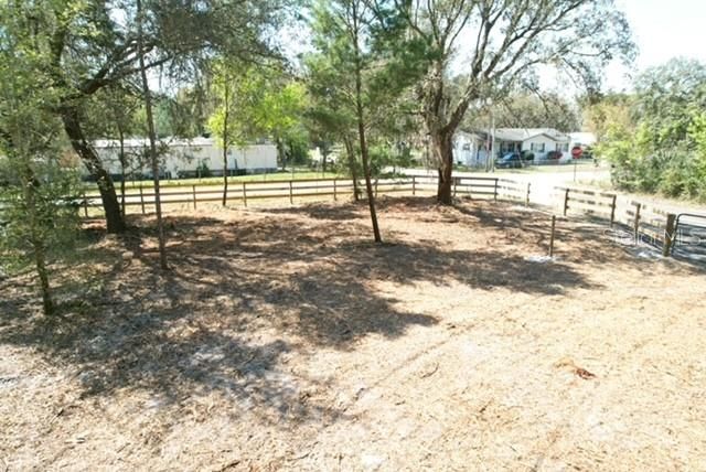 28815 AZALEA AVENUE, Paisley, FL 32767