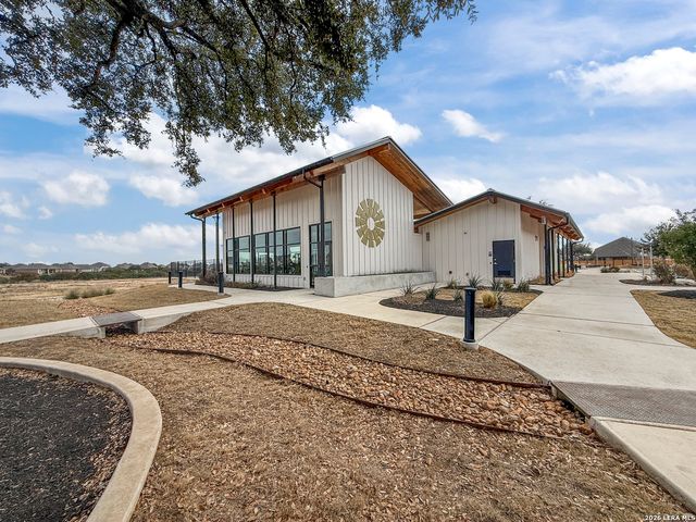 1847 Weinnacht, New Braunfels, TX 78132