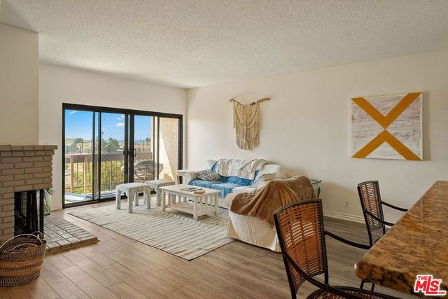 8180 Manitoba Street 247, Los Angeles, CA 90293