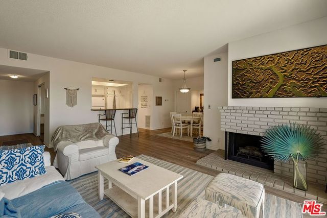 8180 Manitoba Street 247, Los Angeles, CA 90293