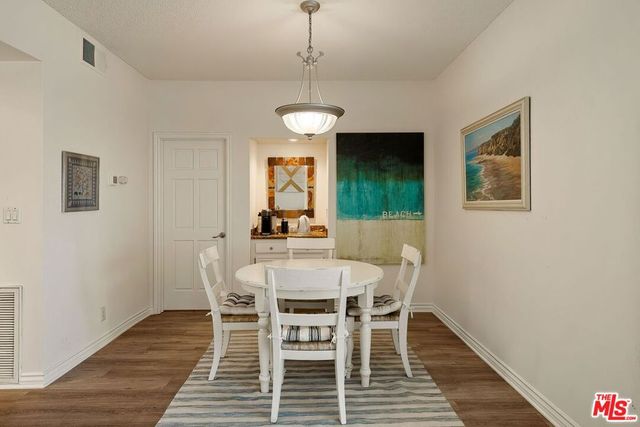 8180 Manitoba Street 247, Los Angeles, CA 90293