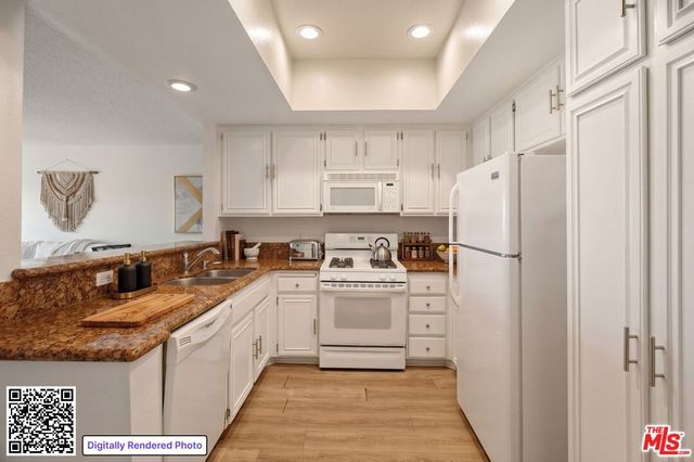 8180 Manitoba Street 247, Los Angeles, CA 90293