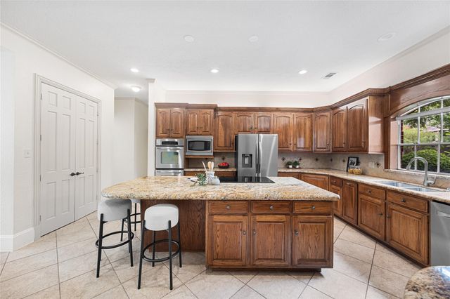 11822 Primwood Drive, Houston, TX 77070