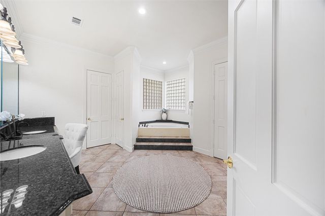 11822 Primwood Drive, Houston, TX 77070
