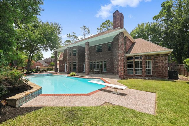 11822 Primwood Drive, Houston, TX 77070