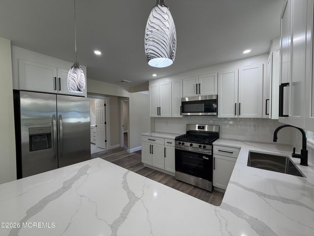 1853 Yorktowne Boulevard, Toms River, NJ 08753