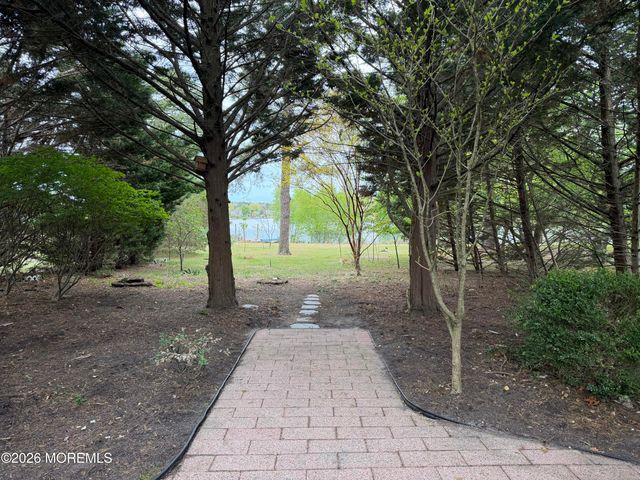 1853 Yorktowne Boulevard, Toms River, NJ 08753