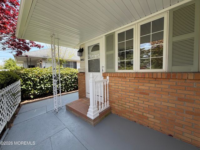 1853 Yorktowne Boulevard, Toms River, NJ 08753