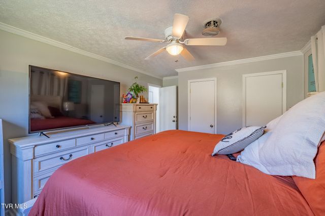 3216 Brownlow Road, Kingsport, TN 37660