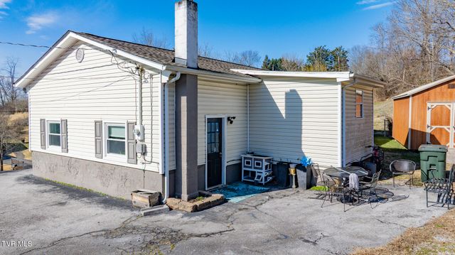 3216 Brownlow Road, Kingsport, TN 37660