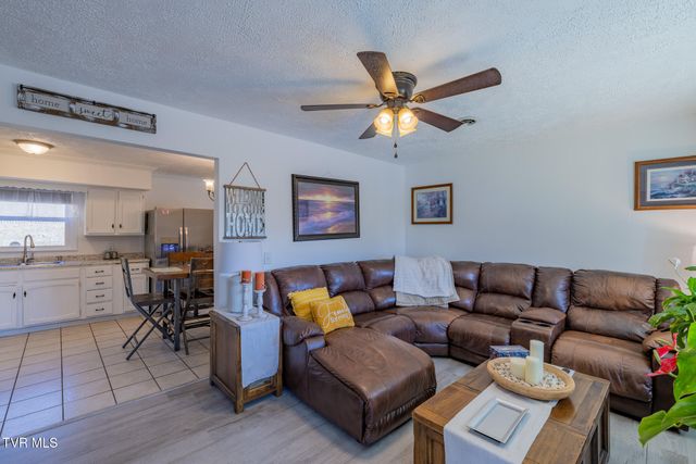 3216 Brownlow Road, Kingsport, TN 37660